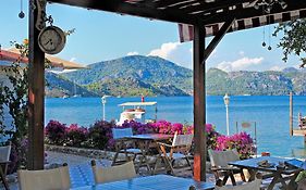 Losta Sahil Evi - Adults Only +12
